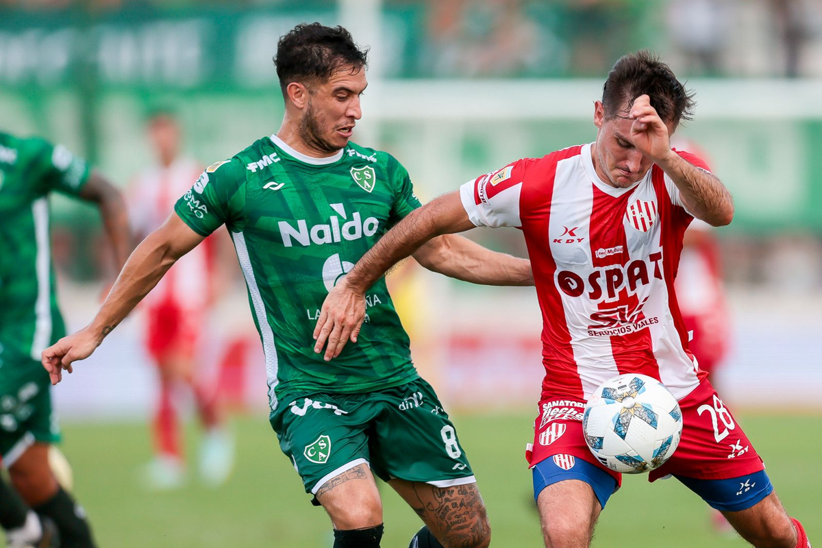 Unión buscará ante Sarmiento un triunfo que lo deje cerca de Vélez. Unión buscará ante Sarmiento un triunfo que lo deje cerca de Vélez.