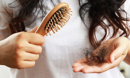 Qué significa soñar que se te cae el pelo. Qué significa soñar que se te cae el pelo.