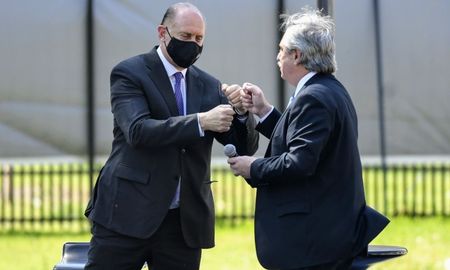 Alberto Fernández participó de un acto en Rosario en el que se lanzó el programa Detectar Federal como plan de testeo masivo de coronavirus en el marco de la pandemia. Alberto Fernández participó de un acto en Rosario en el que se lanzó el programa Detectar Federal como plan de testeo masivo de coronavirus en el marco de la pandemia.