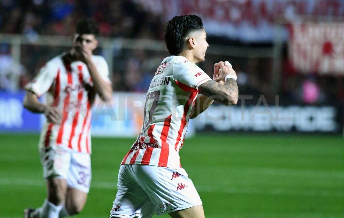 Bryan Castrillón volvió a marcar y se sigue afianzando como titular por la banda izquierda de Unión.