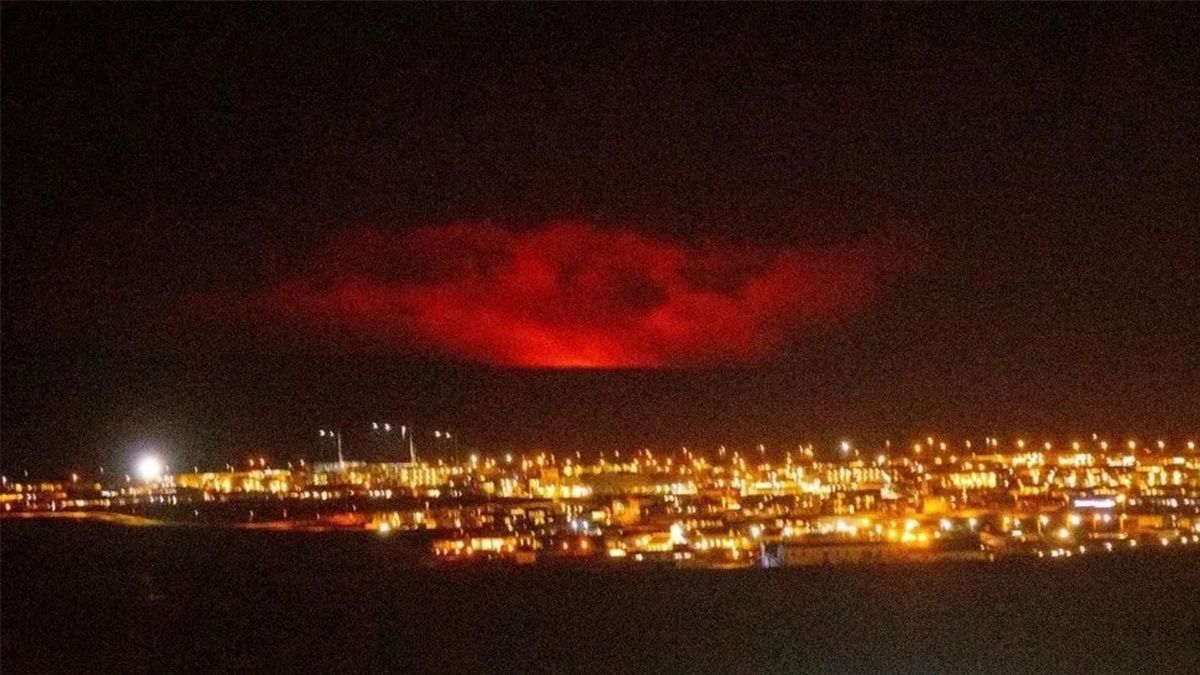 Volcán en Islandia produjo impactante erupción