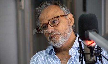 El bioquímico Alfredo Sadonio estuvo diez días preso como supuesto cerebro del asalto que terminó con el homicidio del empresario Hugo Oldani. Se dijo que había más de 560 llamadas que lo incriminaban. Pero estas llamadas nunca existieron y se trató de un error de los investigadores. El bioquímico Alfredo Sadonio estuvo diez días preso como supuesto cerebro del asalto que terminó con el homicidio del empresario Hugo Oldani. Se dijo que había más de 560 llamadas que lo incriminaban. Pero estas llamadas nunca existieron y se trató de un error de los investigadores.