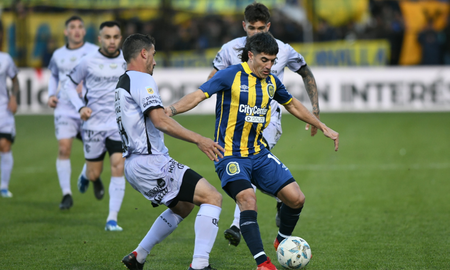 Barracas Central ya está en octavos de final y enfrentará a Gimnasia y Esgrima de la Plata. Barracas Central ya está en octavos de final y enfrentará a Gimnasia y Esgrima de la Plata.