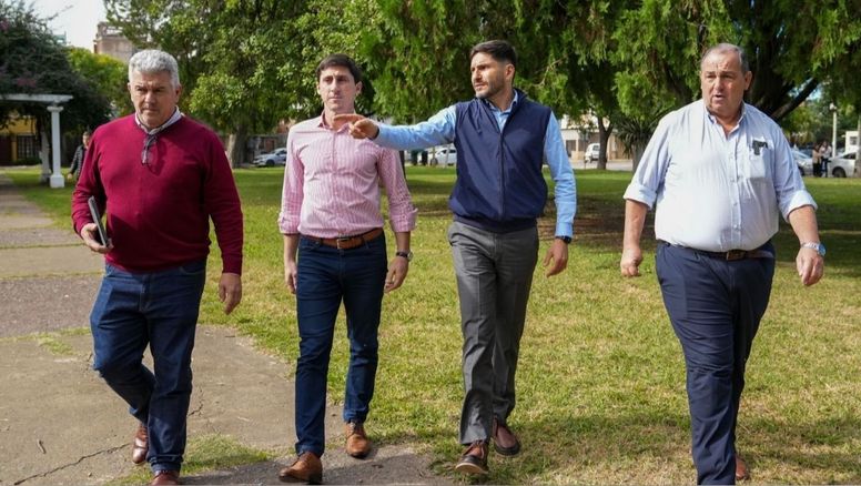 Pullaro anunció obras de puesta en valor en los parques Garay y del Sur, y el Acceso Oeste