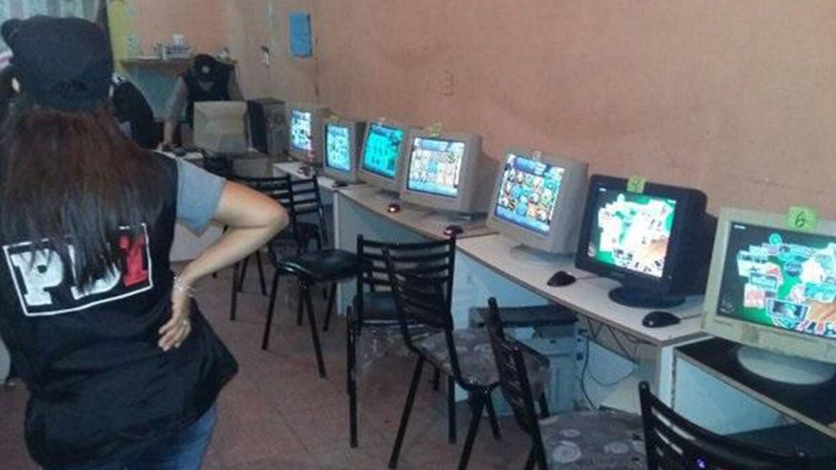 En los allanamientos se secuestraron equipos informáticos que eran utilizados para las actividades ilícitas | Imagen ilustrativa