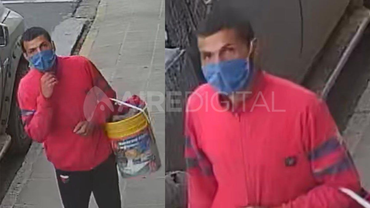 El hombre quedó registrado por las cámaras de seguridad