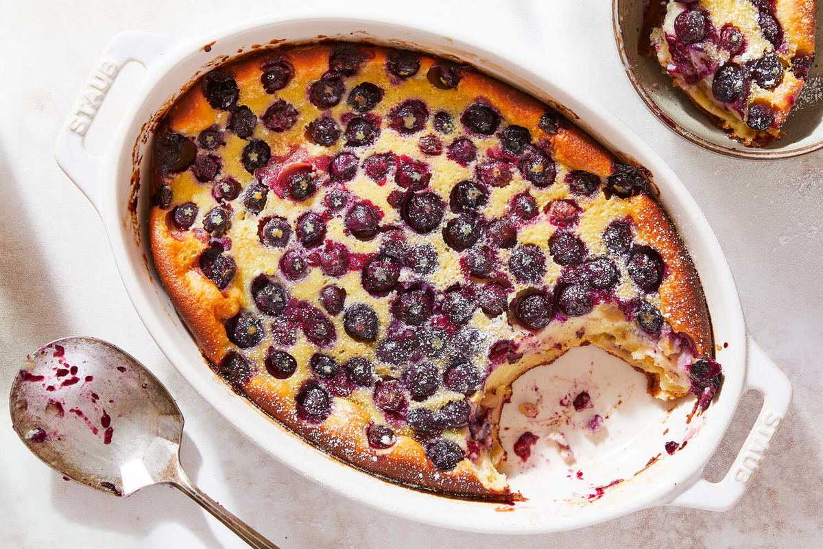 El clafoutis es un postre francés delicioso y muy sencillo de hacer en casa. El clafoutis es un postre francés delicioso y muy sencillo de hacer en casa. 