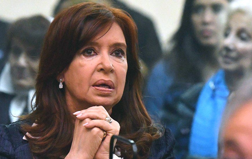 Confirman el procesamiento a Cristina Kirchner por cohecho en la causa “Obra Pública”