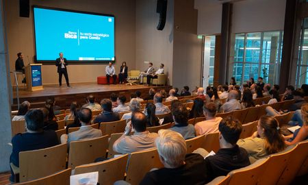 Aire de Santa Fe | Jornada de comercio Exterior _DSC07676_MTH_1200