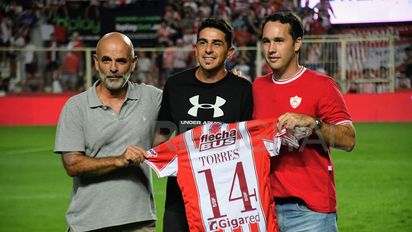 Reconocimiento y ovación de Unión para 