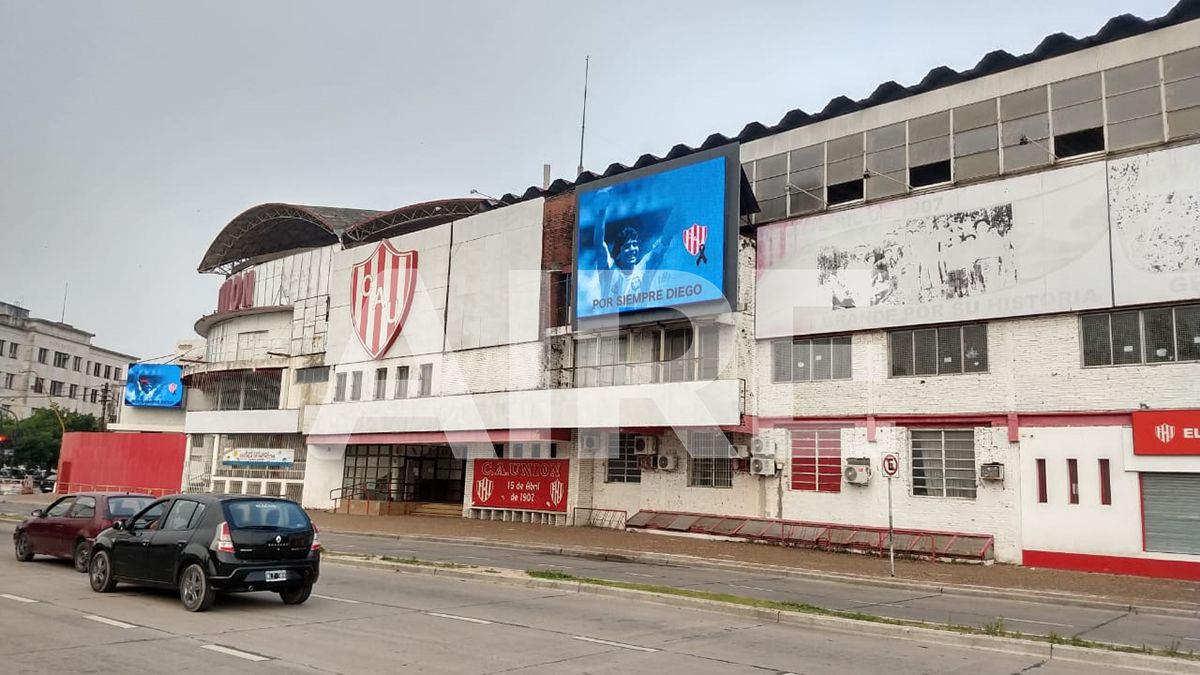 Así se ve el estadio 15 de Abril, que este jueves despide a Maradona.