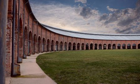 La Redonda es actualmente uno de los centros culturales más importantes de la ciudad, pero son solo algunos los que conocer su historia. La Redonda es actualmente uno de los centros culturales más importantes de la ciudad, pero son solo algunos los que conocer su historia.