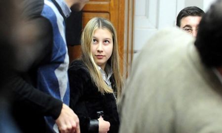 Nahir Galarza fue condenada a prisión perpetua por cometer el homicidio de su novio Fernando Pastorizzo. Nahir Galarza fue condenada a prisión perpetua por cometer el homicidio de su novio Fernando Pastorizzo.