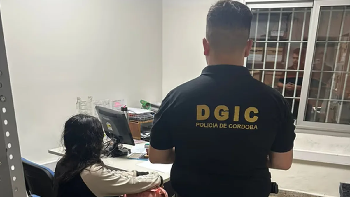 El procedimiento se realizó durante la tarde del domingo en inmediaciones de la Terminal de Ómnibus en Córdoba.