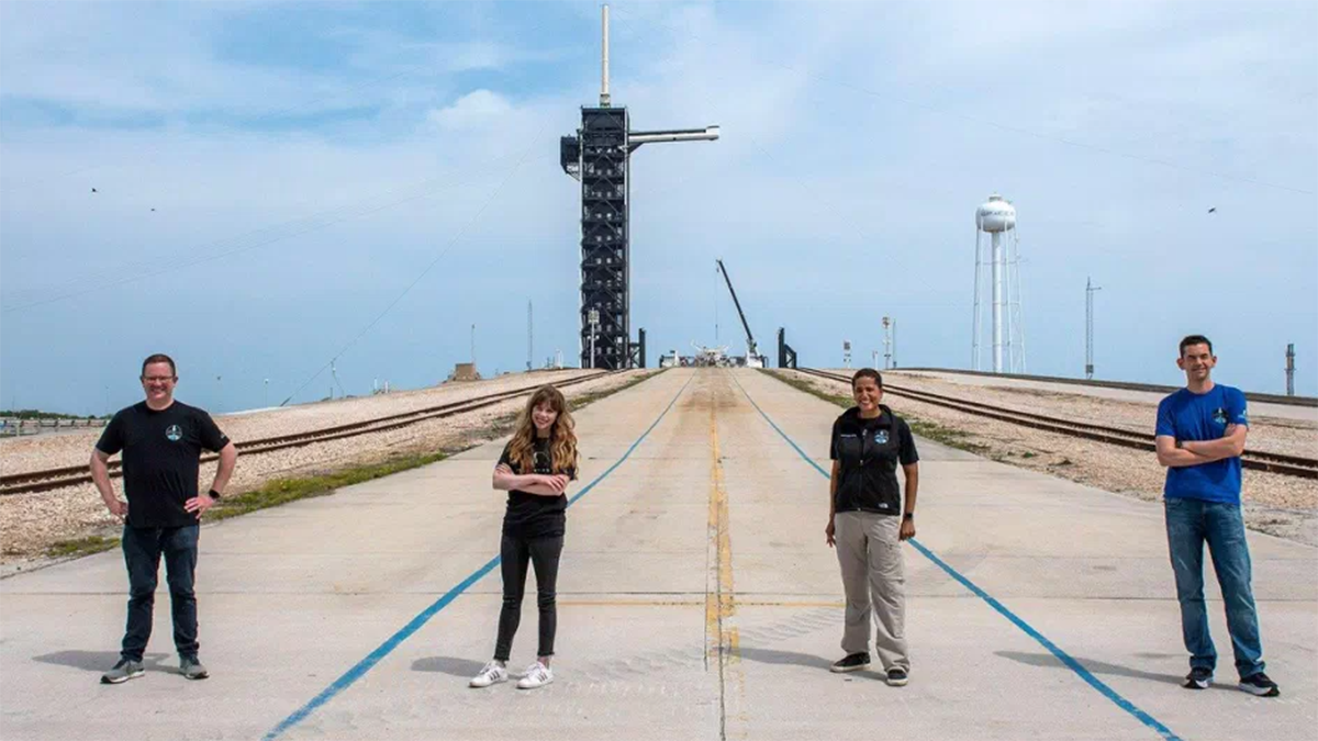 Los miembros de la tripulación de Inspiration4 darán la vuelta al planeta durante tres días a una altitud de unos 130 km más alta que la Estación Espacial Internacional.