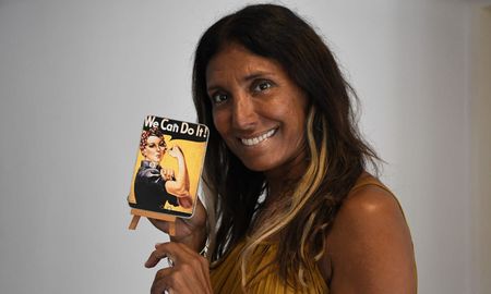 Viviana Imperiale inició una ONG que capacita a las mujeres en oficios y valora la satisfacción que las participantes reciben cuando consiguen trabajo. Viviana Imperiale inició una ONG que capacita a las mujeres en oficios y valora la satisfacción que las participantes reciben cuando consiguen trabajo.