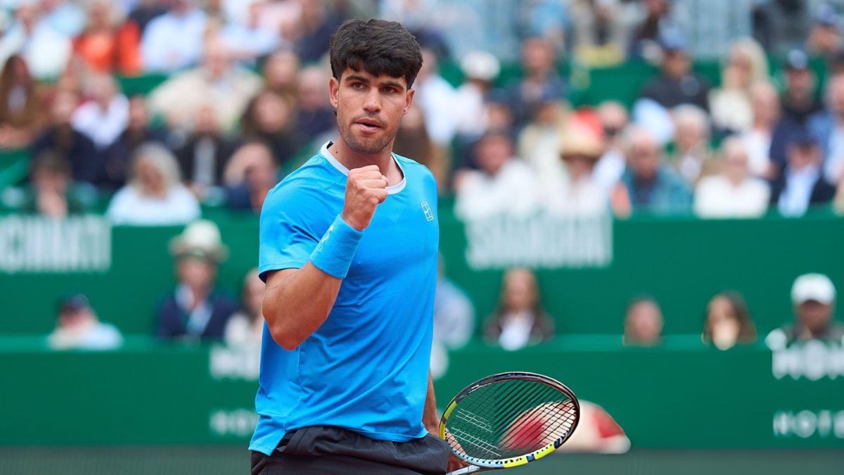 Carlos Alcaraz eliminó a Sebastián Báez y avanzó en Montecarlo. Carlos Alcaraz eliminó a Sebastián Báez y avanzó en Montecarlo.