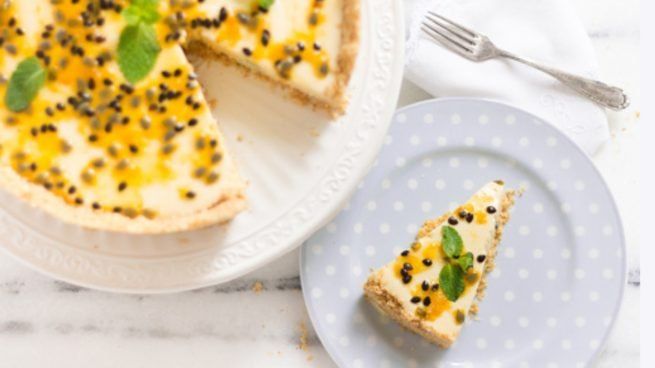 Receta de tarta de queso y maracuyá.