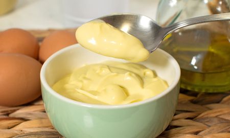 como hacer mayonesa casera ¡con tres ingredientes! como hacer mayonesa casera ¡con tres ingredientes!