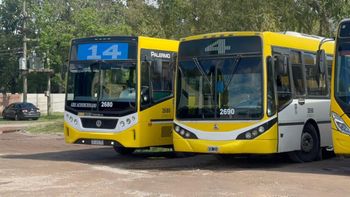 Colectiveros de las líneas 4 y 14 reclamaron por el recortes de frecuencias 