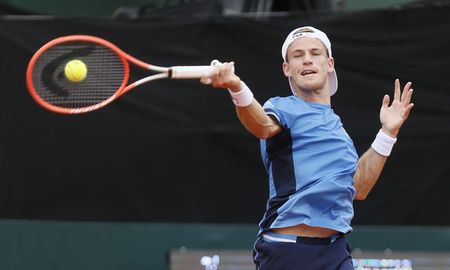 Diego Schwartzman venció a Tomas Machac y Argentina se impone 2-0 sobre República Checa en el duelo por Copa Davis. Diego Schwartzman venció a Tomas Machac y Argentina se impone 2-0 sobre República Checa en el duelo por Copa Davis.