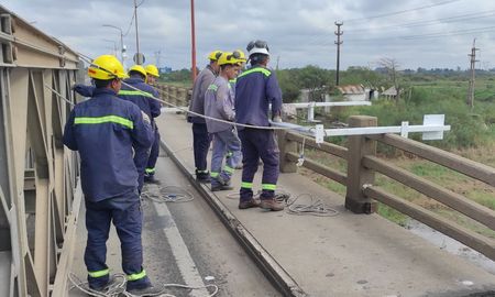 Críticas del ministro Lisandro Enrico por las demoras en el Puente Carretero. Críticas del ministro Lisandro Enrico por las demoras en el Puente Carretero.