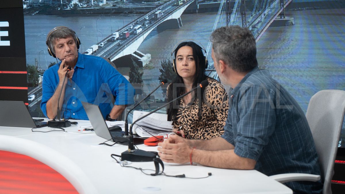 Mariano Granato, precandidato a senador por la lista “Más para Santa Fe”, visitó los estudios de AIRE. Mariano Granato, precandidato a senador por la lista “Más para Santa Fe”, visitó los estudios de AIRE.