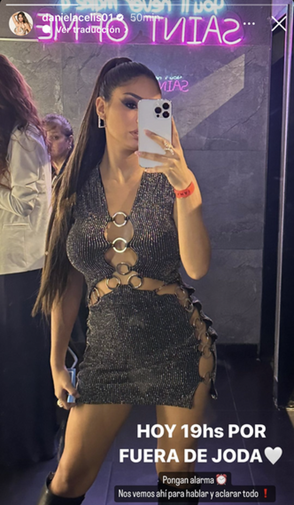 Daniela Celis decidió citar a sus seguidores para "hablar y aclarar todo". Daniela Celis decidió citar a sus seguidores para "hablar y aclarar todo". 