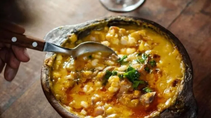 Locro en casa, la receta tradicional del 25 de Mayo
