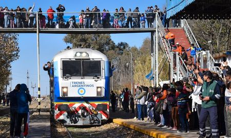 El tren de pasajeros volverá a llegar a la provincia de San Luis. El tren de pasajeros volverá a llegar a la provincia de San Luis.