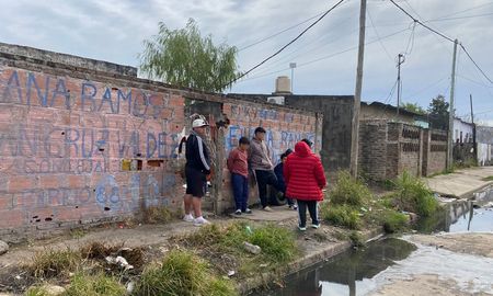 El episodio comenzó dentro de una vivienda ubicada en Pasaje Quiroga al 1900, barrio Santa Rosa de Lima. El episodio comenzó dentro de una vivienda ubicada en Pasaje Quiroga al 1900, barrio Santa Rosa de Lima.