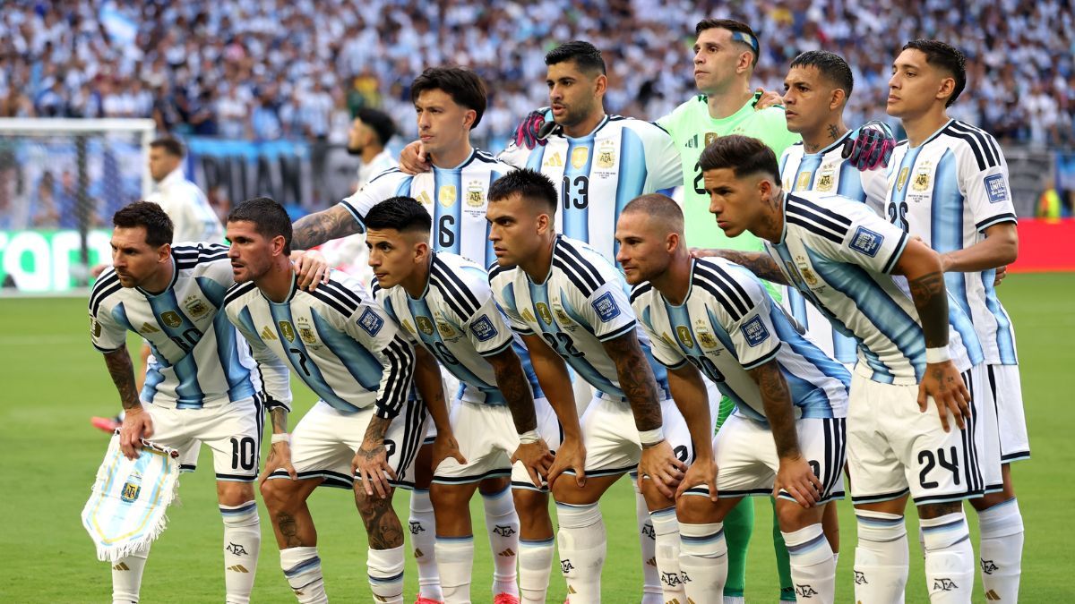 Con mucho esfuerzo, Argentina venció 3-2 a Cabo Verde en el alargue y pasó a los octavos de final. Con mucho esfuerzo, Argentina venció 3-2 a Cabo Verde en el alargue y pasó a los octavos de final.