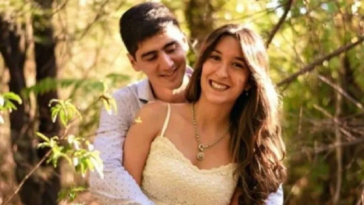 Video: 9 años de novios, el coronavirus les frustró la boda y se casaron de modo virtual