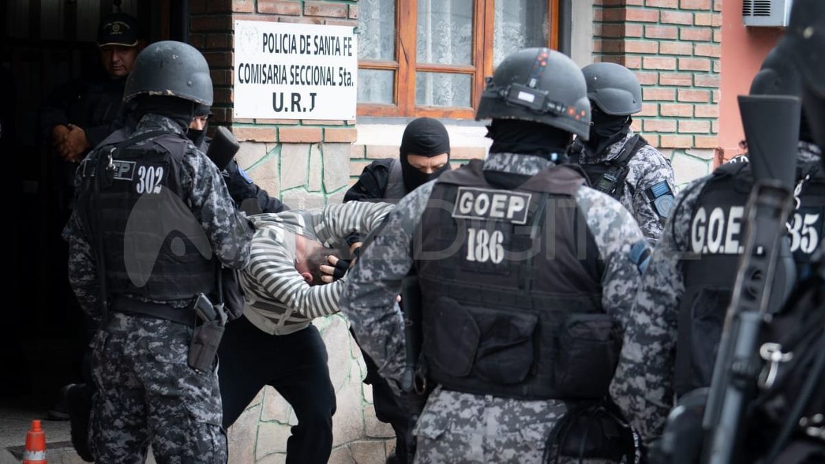 El operativo está a cargo del grupo GOEP. El operativo está a cargo del grupo GOEP.