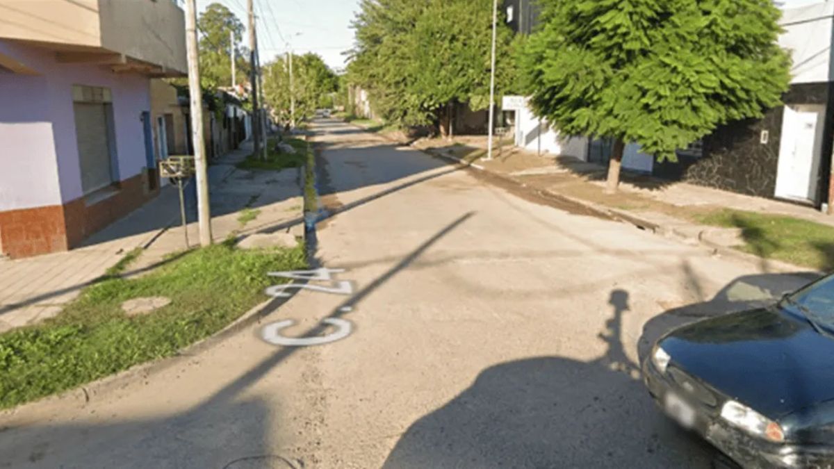 El intento de robo se dio en la calle 24 entre 124 y 125, en el barrio Villa Progreso de la localidad bonaerense de Berisso. El intento de robo se dio en la calle 24 entre 124 y 125, en el barrio Villa Progreso de la localidad bonaerense de Berisso. 