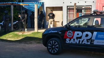 La PDI realizó dos allanamientos en barrio Santa Teresita de Helvecia y detuvo a una mujer.&nbsp;