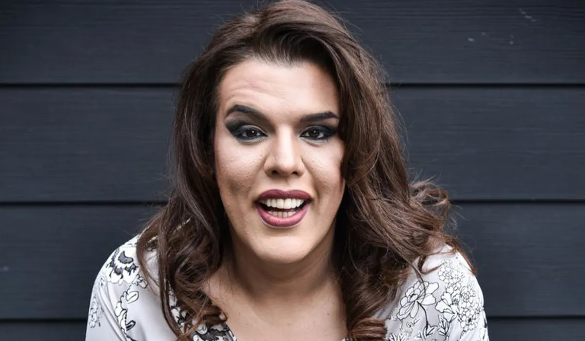 Costa compartió su antes y después tras haber bajado 100 kilos.