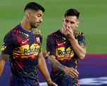 Un día después de la despedida de Suárez del Barcelona, Messi publicó un mensaje haciendo lo propio con su ex compañero y criticando a la dirigencia. Un día después de la despedida de Suárez del Barcelona, Messi publicó un mensaje haciendo lo propio con su ex compañero y criticando a la dirigencia.