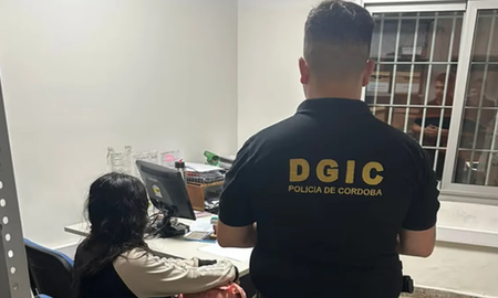 El procedimiento se realizó durante la tarde del domingo en inmediaciones de la Terminal de Ómnibus en Córdoba. El procedimiento se realizó durante la tarde del domingo en inmediaciones de la Terminal de Ómnibus en Córdoba.