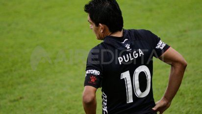 El Pulga Rodríguez se retiró de la práctica con una molestia y se pierde el partido contra Platense