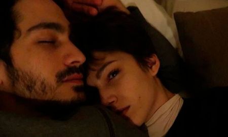 El actor argentino regresó al país tras pasar dos días con su bebé en Barcelona. El actor argentino regresó al país tras pasar dos días con su bebé en Barcelona.