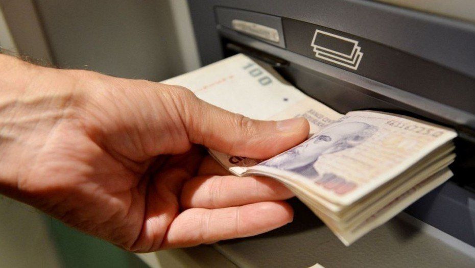 Bono de fin de año: ¿qué pasará con los empleados estatales en la provincia?