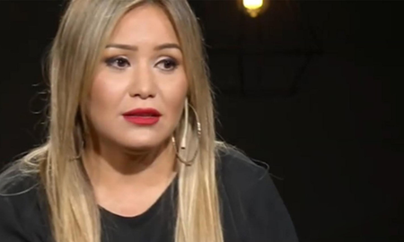 Karina La Princesita no pudo aguantar la emoción y se largó a llorar en medio de uno de sus shows Karina La Princesita no pudo aguantar la emoción y se largó a llorar en medio de uno de sus shows