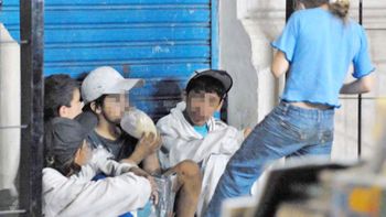 En la primera reunión de la Comisión de Prevención de Adicciones y Control del Narcotráfico de Diputados, referentes de comunidades terapéuticas, de organizaciones sociales, de instituciones especializadas expusieron sobre el drama del aumento de los consumos problemáticos.