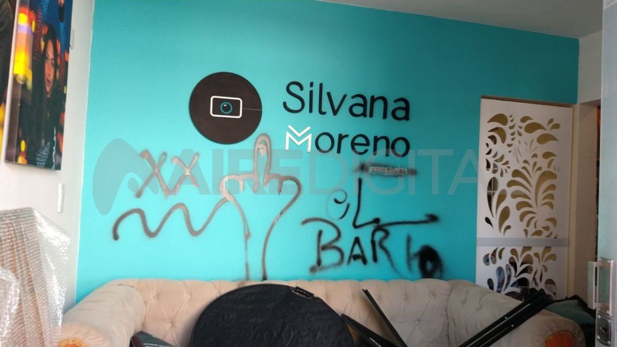 Robaron y vandalizaron un estudio de fotografía en el Barrio Candioti Norte.