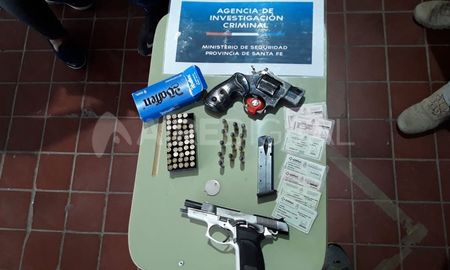 Armas y municiones. Parte del secuestro que encontraron los investigadores. Armas y municiones. Parte del secuestro que encontraron los investigadores.