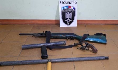 En materia de estadísticas el accionar policial llevó adelante un total de 222 secuestros de armas en diferentes tipos de hechos que van desde chequeos hasta allanamientos. En materia de estadísticas el accionar policial llevó adelante un total de 222 secuestros de armas en diferentes tipos de hechos que van desde chequeos hasta allanamientos.