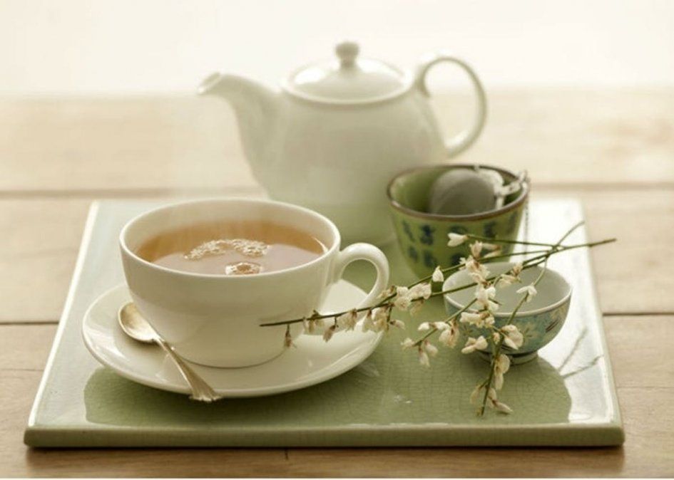 T&eacute; blanco para acelerar el metabolismo de manera natural.