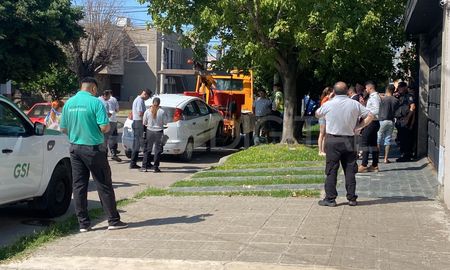 El chofer de una app no autorizada se negó al traslado de su auto El chofer de una app no autorizada se negó al traslado de su auto