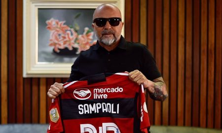 Jorge Sampaoli fue presentado como nuevo entrenador del Flamengo de Brasil. Jorge Sampaoli fue presentado como nuevo entrenador del Flamengo de Brasil.